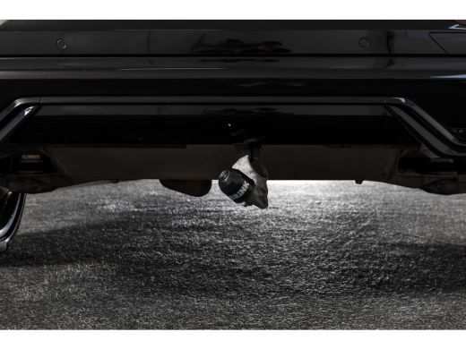 Volvo  XC60 2.0 T6 Plug-in hybrid AWD Ultra Black Edition | S/K-Panodak | Elek. Trekhaak | Alarmklasse 3 | Di... ActivLease financial lease