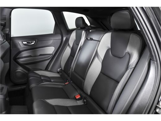 Volvo  XC60 2.0 T6 Plug-in hybrid AWD Ultra Black Edition | S/K-Panodak | Elek. Trekhaak | Alarmklasse 3 | Di... ActivLease financial lease