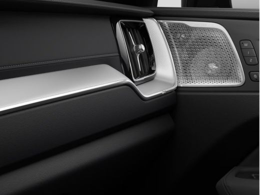 Volvo  XC60 2.0 T8 Plug-in hybrid AWD Ultra Black Edition Exec | Achterbank verwarmd | Achteruitrijcamera | A... ActivLease financial lease