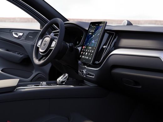Volvo  XC60 2.0 T8 Plug-in hybrid AWD Ultra Black Edition Exec | Achterbank verwarmd | Achteruitrijcamera | A... ActivLease financial lease