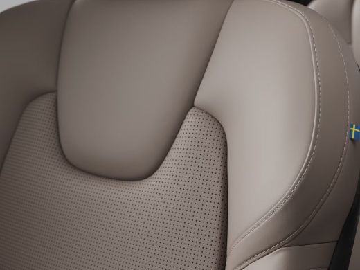 Volvo  XC90 2.0 T8 Plug-in hybrid AWD Ultra Dark Exec. Ed. | 2 stoelen op derde rij | Achterbank verwarmd | A... ActivLease financial lease