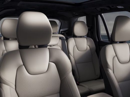Volvo  XC90 2.0 T8 Plug-in hybrid AWD Ultra Dark Exec. Ed. | 2 stoelen op derde rij | Achterbank verwarmd | A... ActivLease financial lease