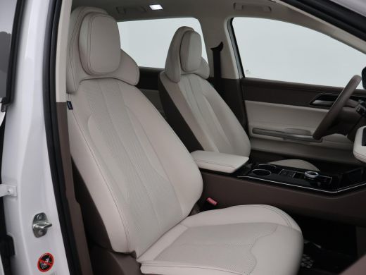 Aiways U5 63kWh SHOWROOM UITVOERING *42.630 KM* | 360 CAMERA | LEDER | LED | 19 INCH | CARPLAY ActivLease financial lease