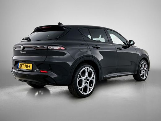 Alfa Romeo Tonale 1.5T 160PK Hybrid Veloce PANORAMADAK | LEER | CAMERA | 20"LM ActivLease financial lease