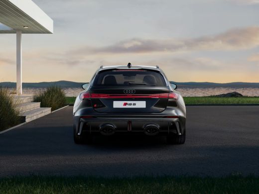 Audi RS5 Avant e-hybrid 470 kW / 639 PK ActivLease financial lease