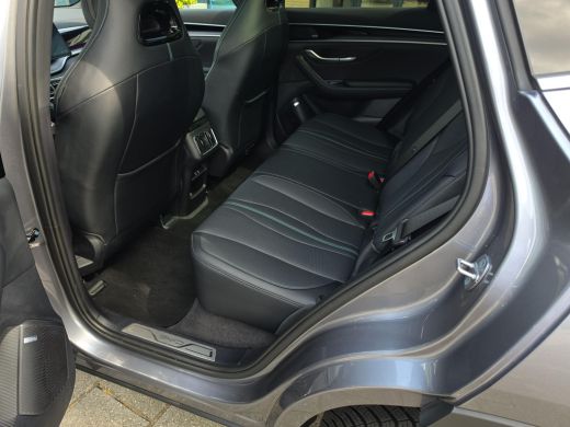 BYD SEAL U 1.5 T DM-i AWD Design | 1.300 kg trekgewicht | Rijklaarprijs ! ActivLease financial lease