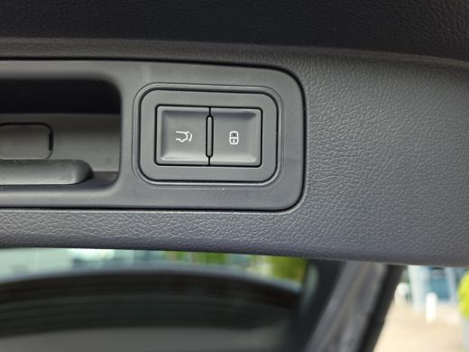 BYD SEAL U 1.5 T DM-i AWD Design | 1.300 kg trekgewicht | Rijklaarprijs ! ActivLease financial lease