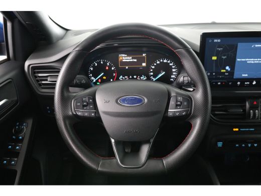 Ford Focus 1.0 EcoBoost Hybrid ST Line | 1e Eigenaar! | Dealer Onderhouden! | LED | Winterpack | Navi | Clim... ActivLease financial lease
