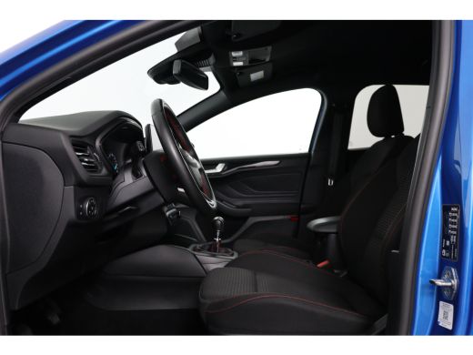 Ford Focus 1.0 EcoBoost Hybrid ST Line | 1e Eigenaar! | Dealer Onderhouden! | LED | Winterpack | Navi | Clim... ActivLease financial lease