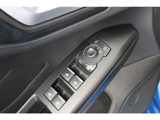 Ford Focus 1.0 EcoBoost Hybrid ST Line | 1e Eigenaar! | Dealer Onderhouden! | LED | Winterpack | Navi | Clim... ActivLease financial lease