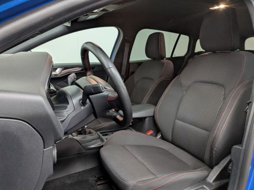 Ford Focus 1.0 EcoBoost Hybrid ST Line | 1e Eigenaar! | Dealer Onderhouden! | LED | Winterpack | Navi | Clim... ActivLease financial lease