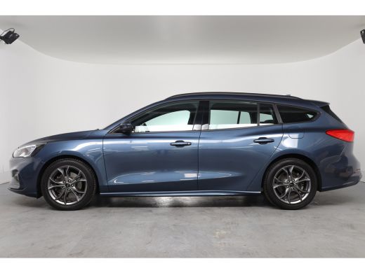 Ford Focus 1.0 EcoBoost Hybrid ST Line Business | 1e Eigenaar! | Winterpack | Cruise Adaptive | Camera | LED... ActivLease financial lease