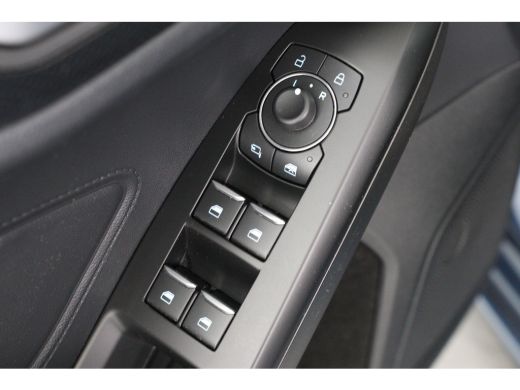 Ford Focus 1.0 EcoBoost Hybrid ST Line Business | 1e Eigenaar! | Winterpack | Cruise Adaptive | Camera | LED... ActivLease financial lease