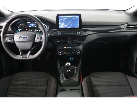 Ford Focus 1.0 EcoBoost Hybrid ST Line Business | 1e Eigenaar! | Winterpack | Cruise Adaptive | Camera | LED... ActivLease financial lease