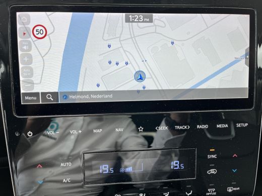 Hyundai Tucson 1.6 T-GDI PHEV Premium Sky 4WD | Rijklaarprijs! | Panoramadak | Elektrisch verstelbare stoelen | ... ActivLease financial lease