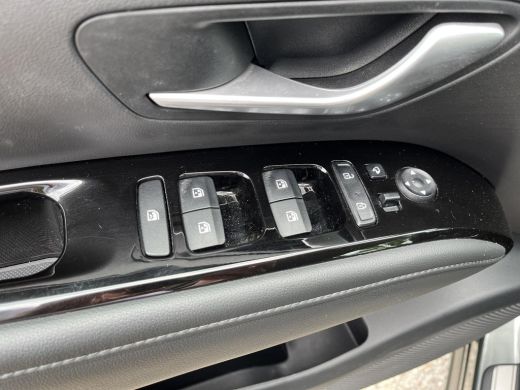 Hyundai Tucson 1.6 T-GDI PHEV Premium Sky 4WD | Rijklaarprijs! | Panoramadak | Elektrisch verstelbare stoelen | ... ActivLease financial lease