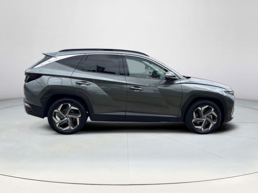 Hyundai Tucson 1.6 T-GDI PHEV Premium Sky 4WD | Rijklaarprijs! | Panoramadak | Elektrisch verstelbare stoelen | ... ActivLease financial lease