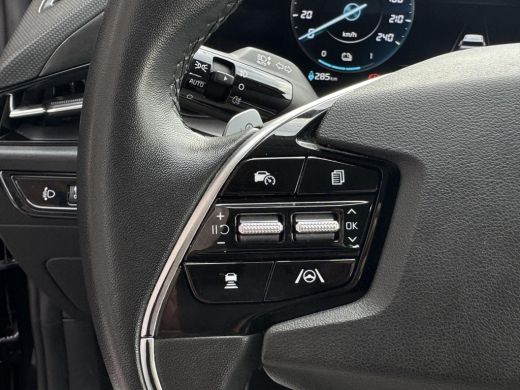 Kia Niro EV DynamicLine 64.8 kWh NL-AUTO | 1/2 LEDER | NIEUW MODEL | CAMERA | SOH 100% ActivLease financial lease
