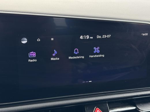 Kia Niro EV DynamicLine 64.8 kWh NL-AUTO | 1/2 LEDER | NIEUW MODEL | CAMERA | SOH 100% ActivLease financial lease