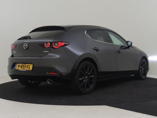 Mazda 3 2.0 e-SkyActiv-X M Hybrid 186 Luxury l Bose Sound l Leder l Schuifdak l LED l CLimate Contr. l Fu... ActivLease financial lease