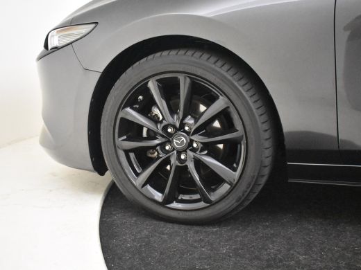 Mazda 3 2.0 e-SkyActiv-X M Hybrid 186 Luxury l Bose Sound l Leder l Schuifdak l LED l CLimate Contr. l Fu... ActivLease financial lease