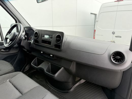 Mercedes-Benz eSprinter eSprinter 312 55kWh L2H2 Elektrisch 145km WLTP 93.3% (SOH) 80kw Snelladen Climate Control Camera ActivLease financial lease