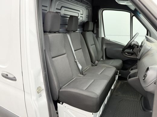 Mercedes-Benz eSprinter eSprinter 312 55kWh L2H2 Elektrisch 145km WLTP 93.3% (SOH) 80kw Snelladen Climate Control Camera ActivLease financial lease