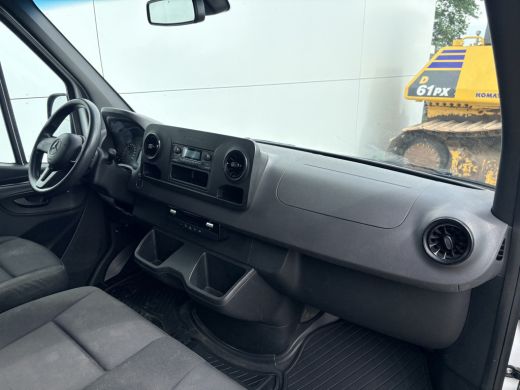 Mercedes-Benz eSprinter eSprinter 312 55kWh L2H2 Elektrisch 145km WLTP 93,7% (SOH) 80kw Snelladen Climate Control Camera ActivLease financial lease