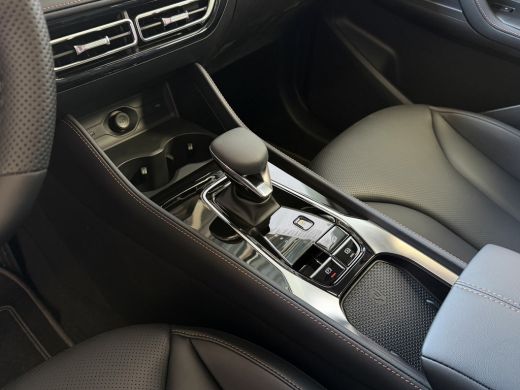 MG HS 1.5 TGDI LUXURY PHEV PLUG-IN HYBRIDE | LEER | 272PK NIEUWE AUTO | >1.000 KM TOTAAL BEREIK | 360&deg; ... ActivLease financial lease