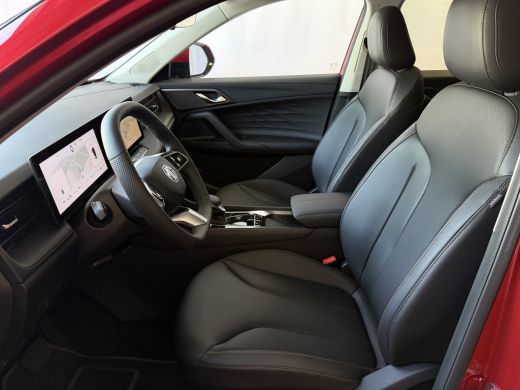 MG HS 1.5 TGDI LUXURY PHEV PLUG-IN HYBRIDE | LEER | 272PK NIEUWE AUTO | >1.000 KM TOTAAL BEREIK | 360&deg; ... ActivLease financial lease