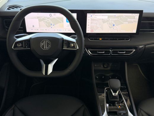 MG HS 1.5 TGDI LUXURY PHEV PLUG-IN HYBRIDE | LEER | 272PK NIEUWE AUTO | >1.000 KM TOTAAL BEREIK | 360&deg; ... ActivLease financial lease
