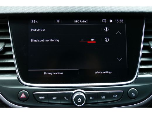 Opel Crossland X 1.2 TURBO 130PK INNOVATION AUTOMAAT / CAMERA / TREKHAAK / NAVI / LED / CLIMA / PDC / BLUETOOTH / ... ActivLease financial lease
