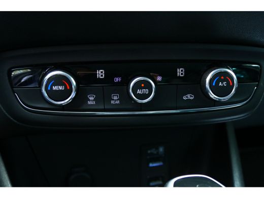 Opel Crossland X 1.2 TURBO 130PK INNOVATION AUTOMAAT / CAMERA / TREKHAAK / NAVI / LED / CLIMA / PDC / BLUETOOTH / ... ActivLease financial lease