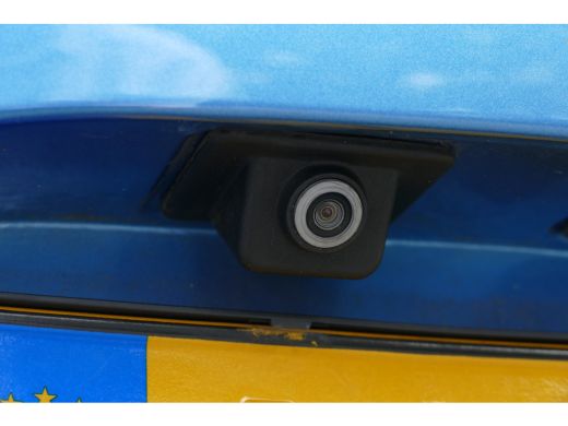 Opel Crossland X 1.2 TURBO 130PK INNOVATION AUTOMAAT / CAMERA / TREKHAAK / NAVI / LED / CLIMA / PDC / BLUETOOTH / ... ActivLease financial lease