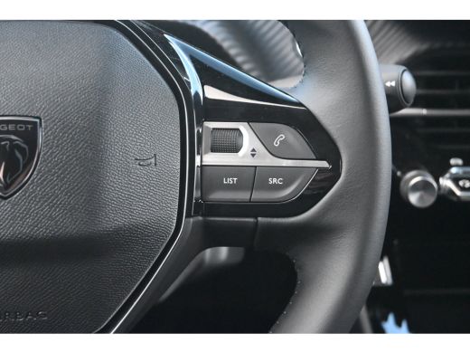 Peugeot e-208 Business | 10" HD-touchscreen met PEUGEOT i-Connect&reg; Advanced Navigatie | 10" touchscreen met DAB... ActivLease financial lease