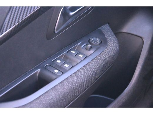 Peugeot e-208 Business | 10" HD-touchscreen met PEUGEOT i-Connect&reg; Advanced Navigatie | 10" touchscreen met DAB... ActivLease financial lease