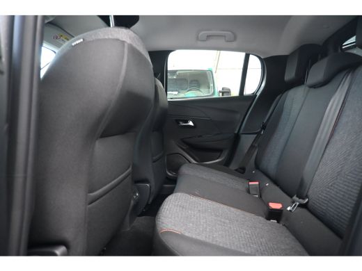 Peugeot e-208 Business | 10" HD-touchscreen met PEUGEOT i-Connect&reg; Advanced Navigatie | 10" touchscreen met DAB... ActivLease financial lease