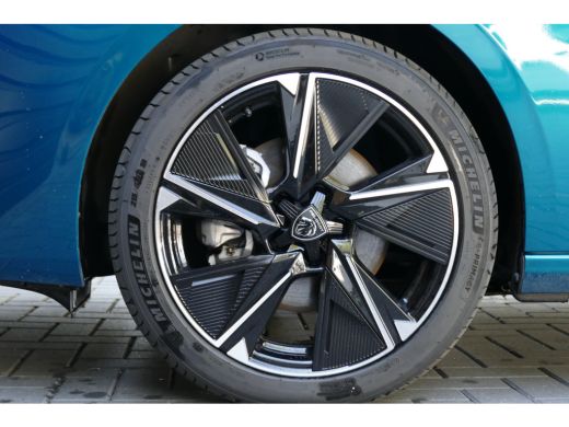 Peugeot e-308 EV 156PK 54KWH ALLURE AUTOMAAT / CAMERA / STOEL-STUURVERWARMING / KEYLESS / FULL-LED / 18"LMV / N... ActivLease financial lease