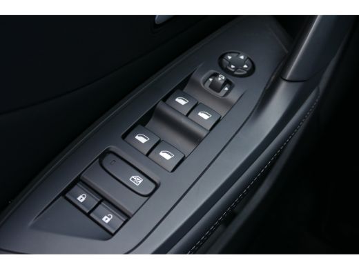 Peugeot e-308 EV 156PK 54KWH ALLURE AUTOMAAT / CAMERA / STOEL-STUURVERWARMING / KEYLESS / FULL-LED / 18"LMV / N... ActivLease financial lease