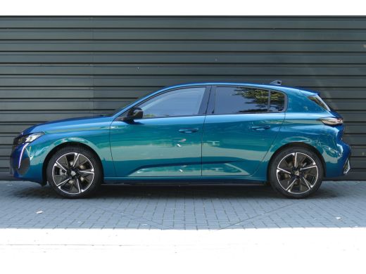 Peugeot e-308 EV 156PK 54KWH ALLURE AUTOMAAT / CAMERA / STOEL-STUURVERWARMING / KEYLESS / FULL-LED / 18"LMV / N... ActivLease financial lease