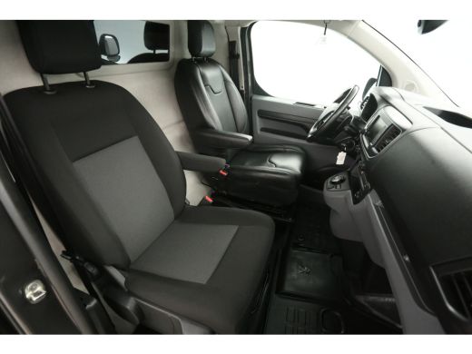 Peugeot Expert 2.0 BlueHDI 145PK L2H1 | Automaat | Airco | Camera | Cruise | Carplay | Parkeersens. ActivLease financial lease