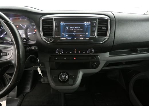 Peugeot Expert 2.0 BlueHDI 145PK L2H1 | Automaat | Airco | Camera | Cruise | Carplay | Parkeersens. ActivLease financial lease