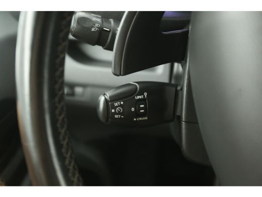Peugeot Expert 2.0 BlueHDI 145PK L2H1 | Automaat | Airco | Camera | Cruise | Carplay | Parkeersens. ActivLease financial lease