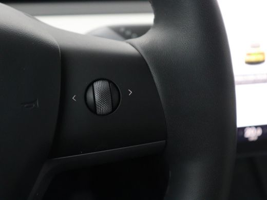 Tesla Model Y | SOH 94.8% | Traffic-Aware Cruise control | Leder | Achterbank verwarming | 21'' | Full LED | Pa... ActivLease financial lease
