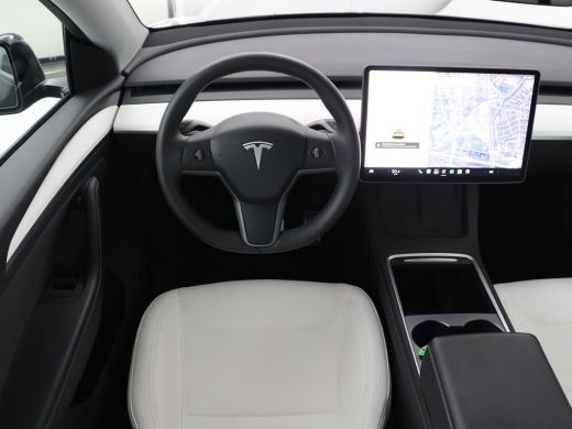 Tesla Model Y | SOH 94.8% | Traffic-Aware Cruise control | Leder | Achterbank verwarming | 21'' | Full LED | Pa... ActivLease financial lease