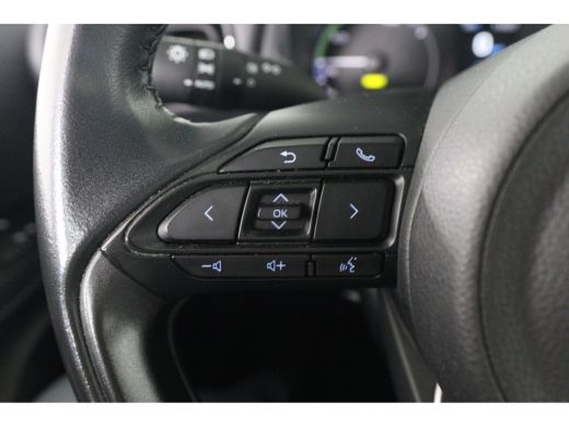 Toyota Yaris 1.5 Hybrid Active | Automaat! | Dealer Onderhouden! | Camera | Cruise Adaptive | Clima | Navi By ... ActivLease financial lease