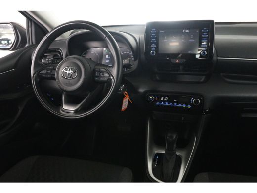 Toyota Yaris 1.5 Hybrid Active | Automaat! | Dealer Onderhouden! | Camera | Cruise Adaptive | Clima | Navi By ... ActivLease financial lease