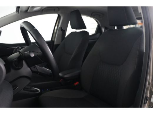 Toyota Yaris 1.5 Hybrid Active | Automaat! | Dealer Onderhouden! | Camera | Cruise Adaptive | Clima | Navi By ... ActivLease financial lease