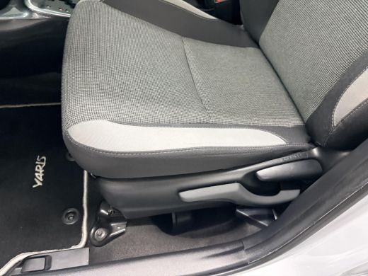 Toyota Yaris 1.5 Hybrid Y20 ActivLease financial lease