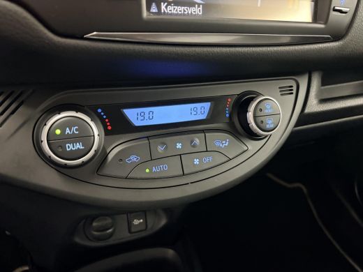 Toyota Yaris 1.5 Hybrid Y20 ActivLease financial lease